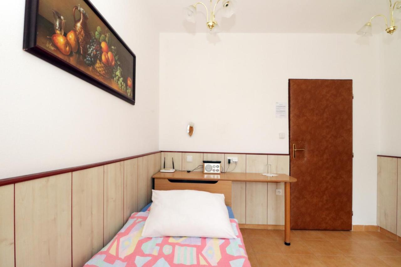 Hotel Penzion Hůrka Dolni Libchavy Exterior foto
